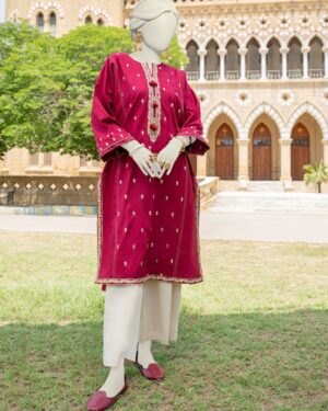 J0037
Junaid Jamshed Embroidered Top