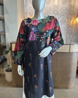 J0040
Junaid jamshed Top