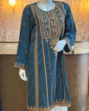 SL6 Sapphire Embroidered Karandi Long top