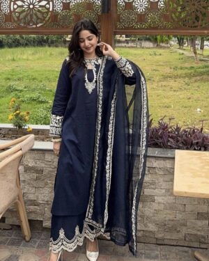 TR02 Ready to wear 3Pc Embroidered Suit