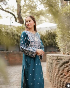 CA1 3Pc Ready-to-wear Embroidered Lawn Suit