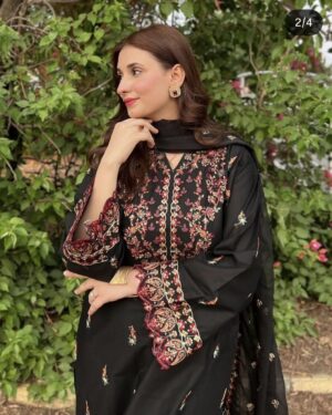 CA7 3Pc Stitched Suit; Embroidered
