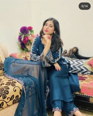 CA8 3Pc Stitched Suit; Embroidered