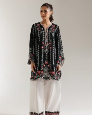 *ET26 Ethnc 2Pc Stitched Embroidered Suit.