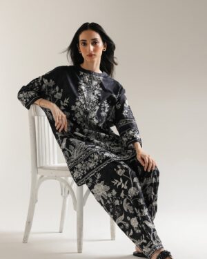 *ET30 Ethnc 2Pc Stitched Suit.