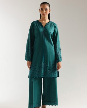 *ET35 Ethnc 2Pc Stitched Embroidered Suit.