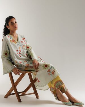 *ET48 Ethnc 2Pc Stitched Embroidered Suit.