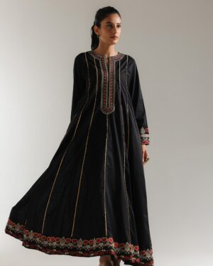 *ET67 Ethnc Embroidered Dress.