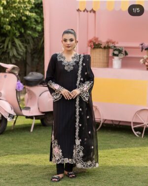 EL41 Ellena  3Pc Stitched Suit