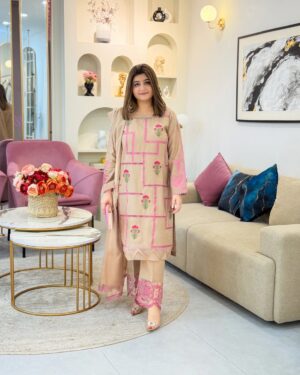 UZ7 3Pc Embroidered Stitched Suit